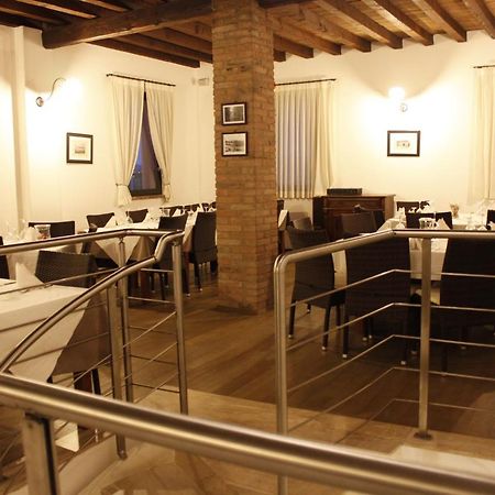 Hotel La Vecchia Reggio Reggio Emilia Ngoại thất bức ảnh