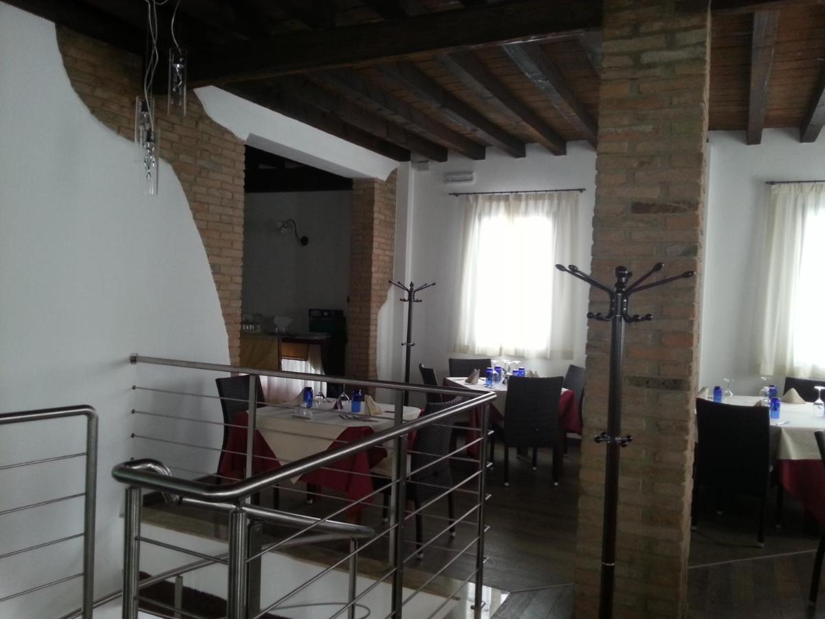 Hotel La Vecchia Reggio Reggio Emilia Ngoại thất bức ảnh