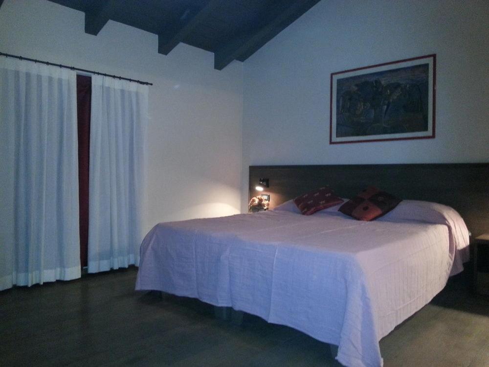 Hotel La Vecchia Reggio Reggio Emilia Ngoại thất bức ảnh